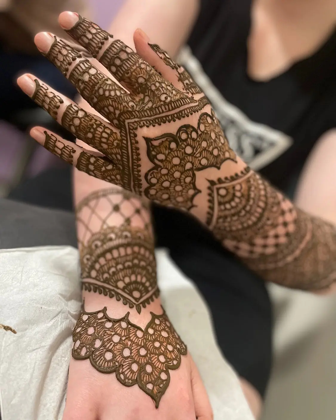 Modern Mehndi Design - Arabic