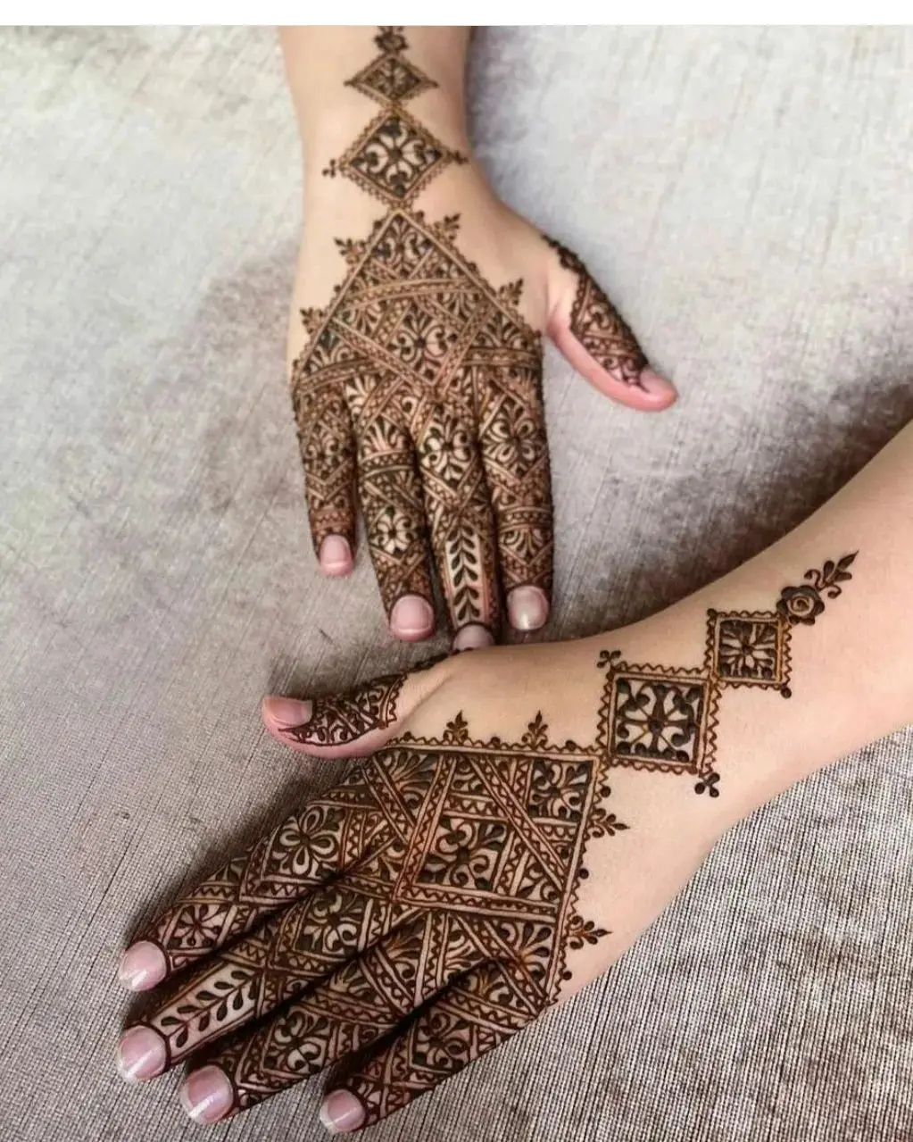 Modern Mehndi Design - Moroccan