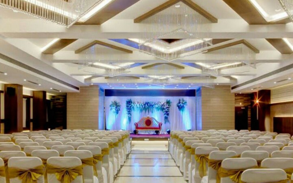 Rnest Banquet in Top 20 Banquet Halls in Thane