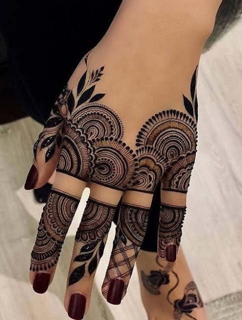 bare finger bands - khafif mehndi design