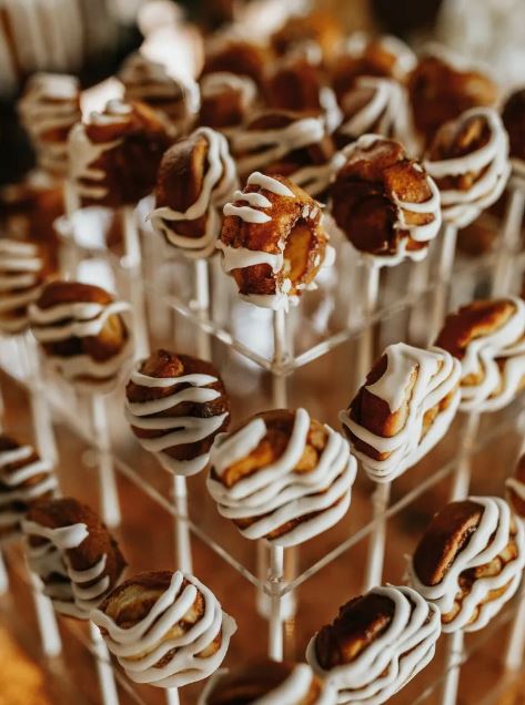 cinnamon roll pops