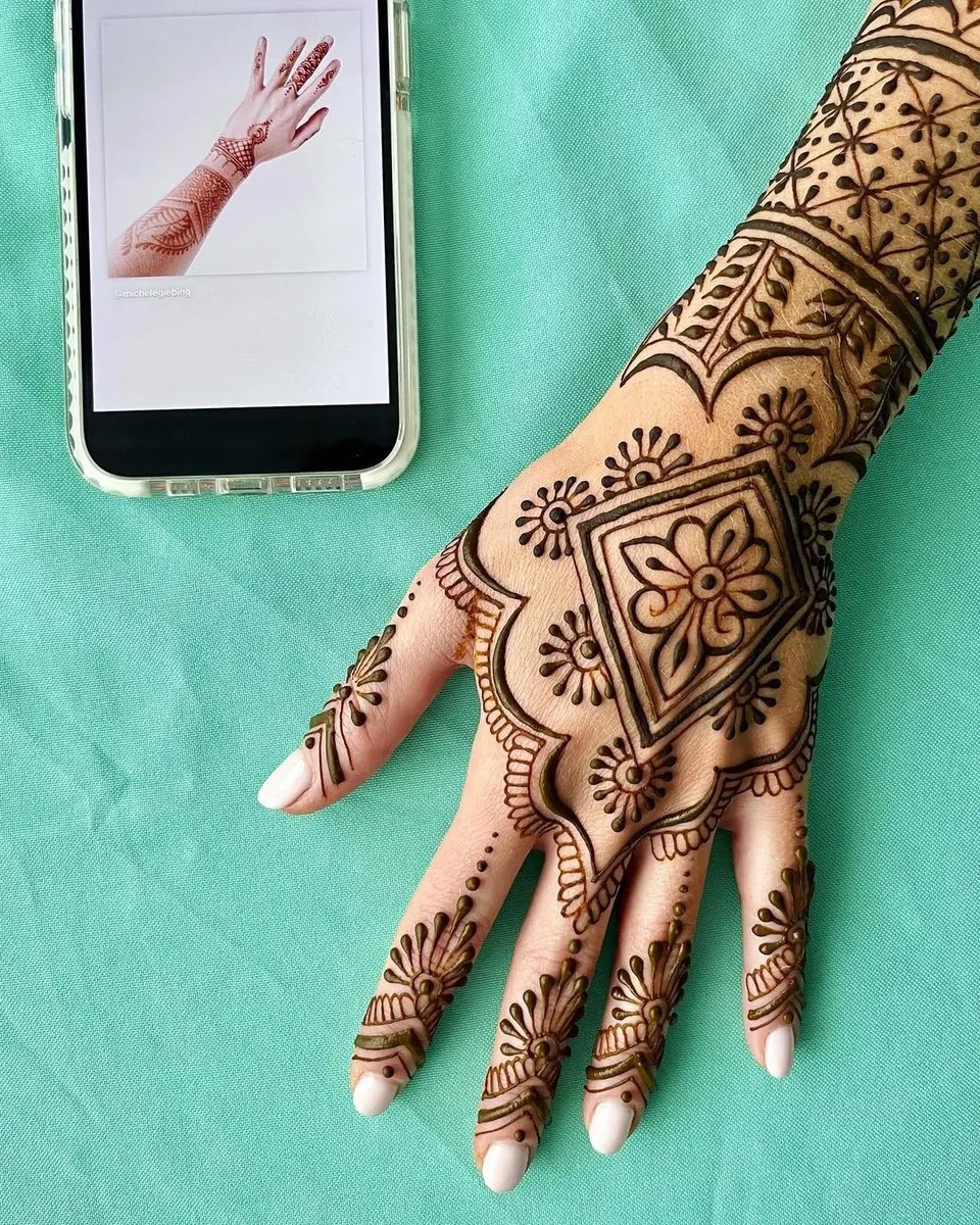 criss cross - full hand mehendi designs