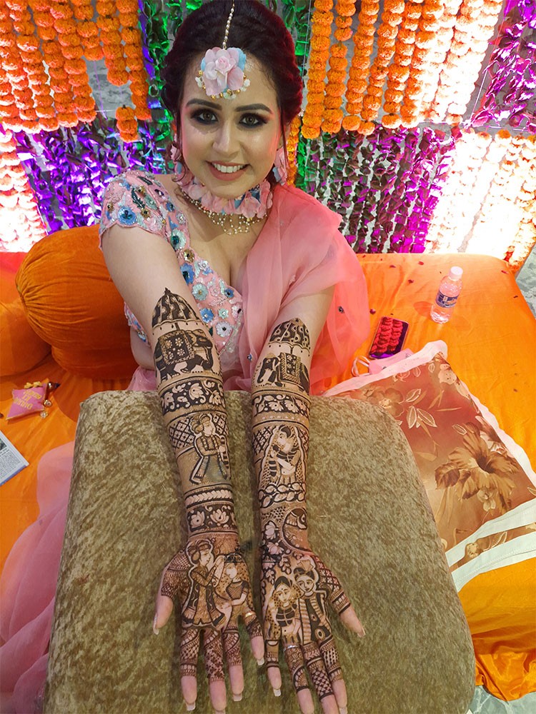 fusion design - dulhan mehendi designs