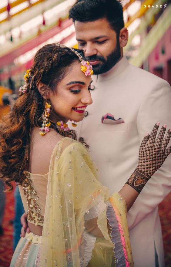 cute bride and groom mehndi poses