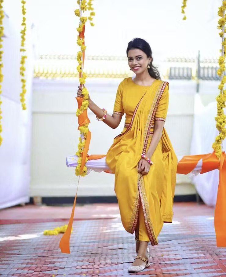 Bengali Haldi Look - dhoti styled saree