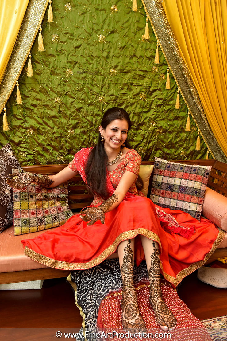 flaunt your decor mehndi poses