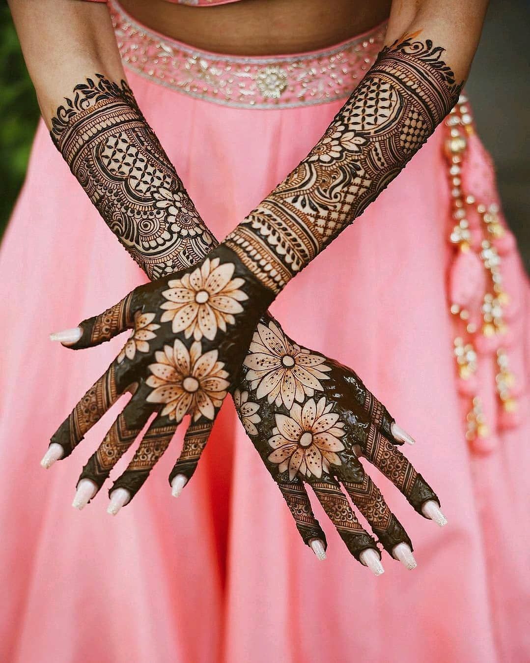 haathphool - Back Hand Mehendi Designs