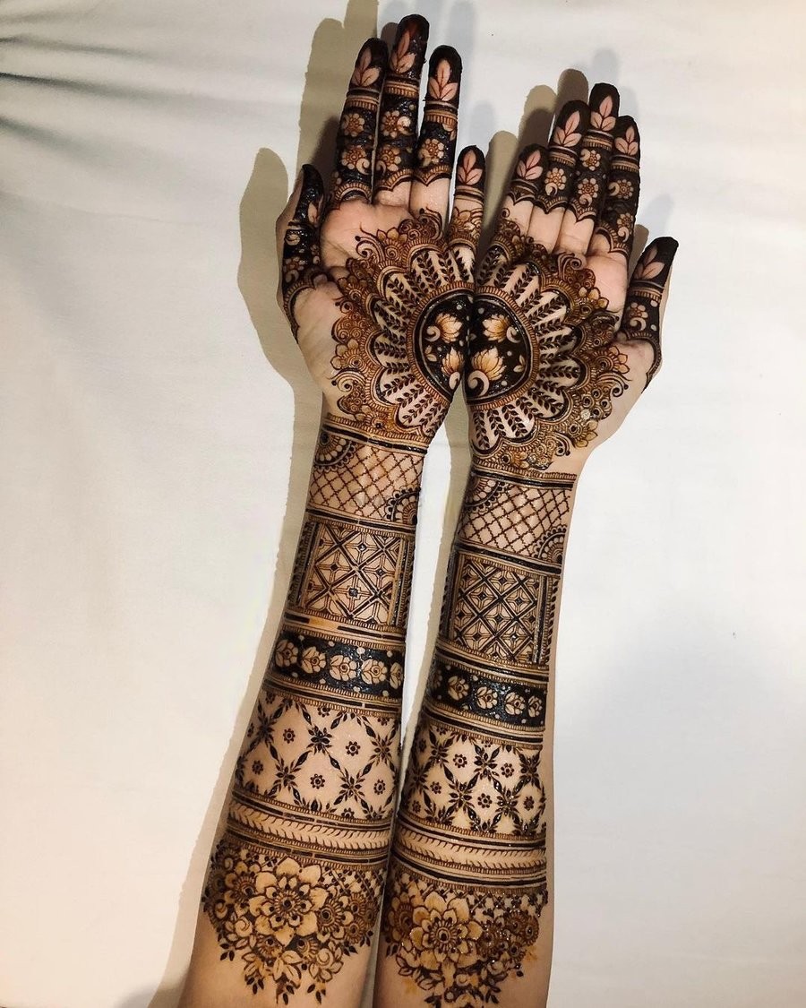 half and half - Floral Mehendi Designs