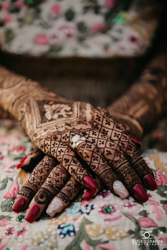 just hands in the frame for mehndi poses