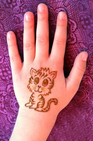 Small Mehndi Design - kitty