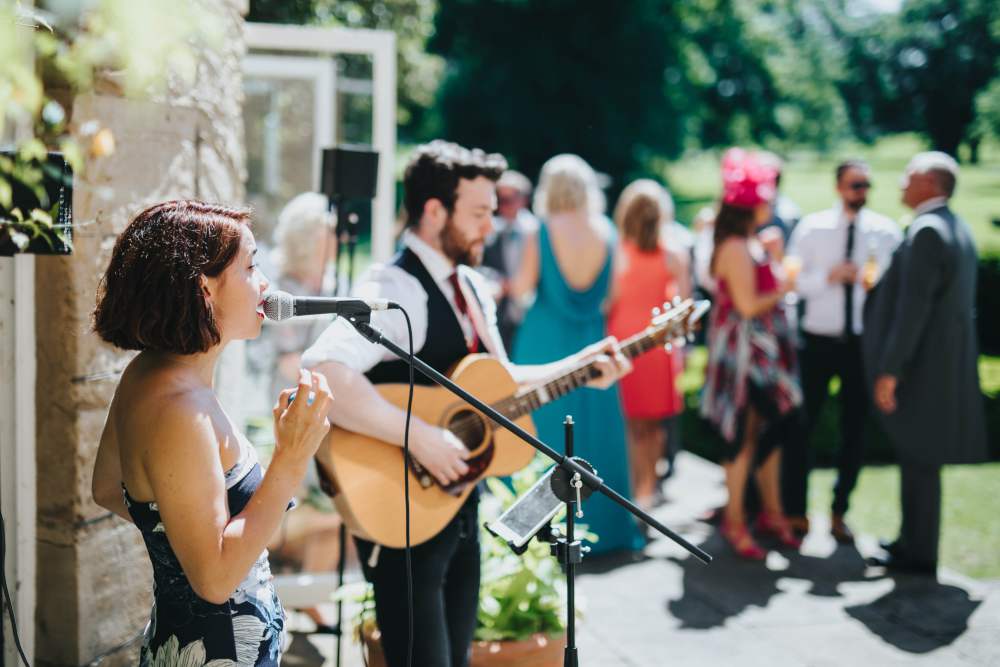 live music band for top wedding trends