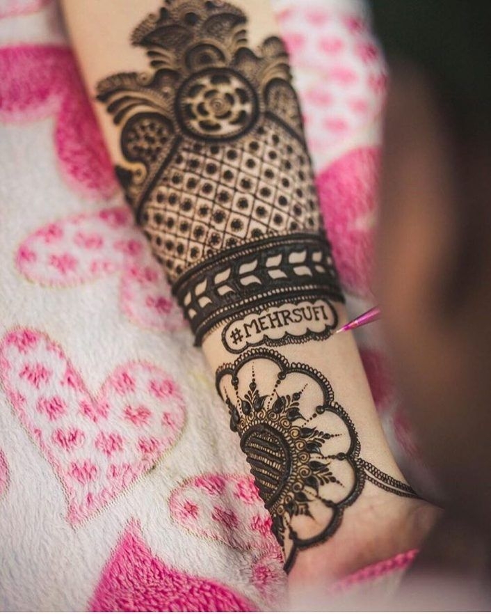 Modern Mehndi Design - hashtag