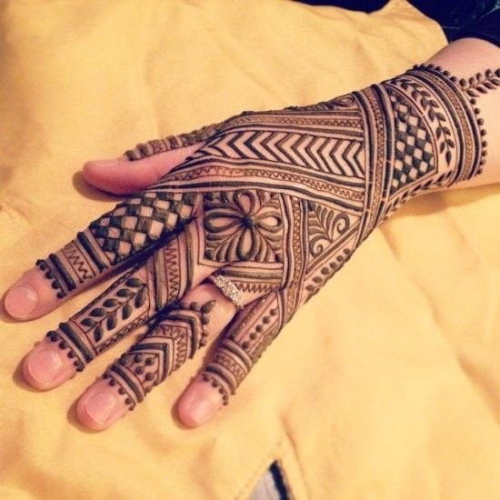 moroccan design - finger mehendi designs