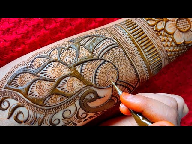 peacock mehndi design for brides