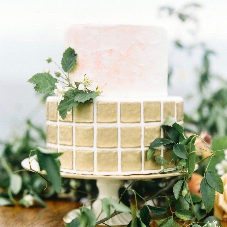 pink squared cake design for engagement