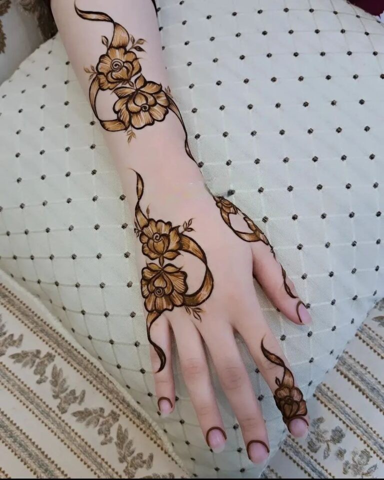 Small Mehndi Design - rosy design