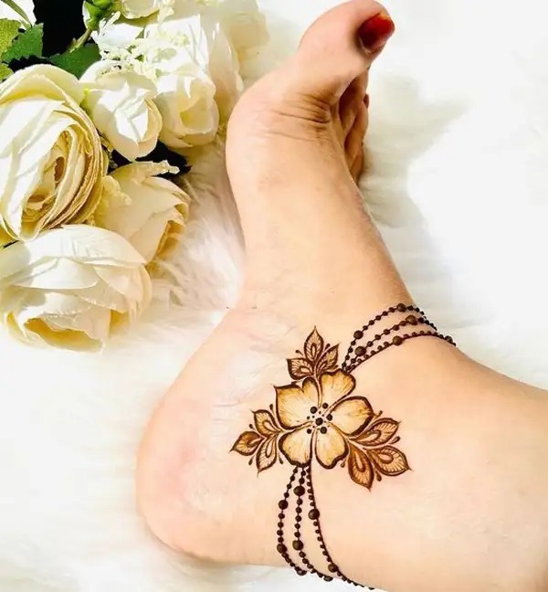 side feet flower and strings mehendi designs for kids