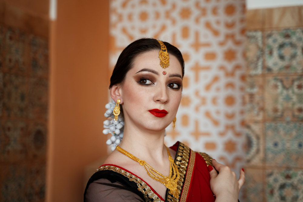 smokey eyes for south indian bridal makeup