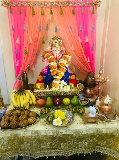 tassels and drapes ganpati decoration