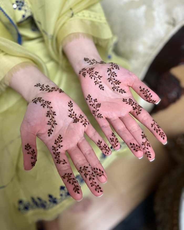 tiny leaves - minimal mehendi designs