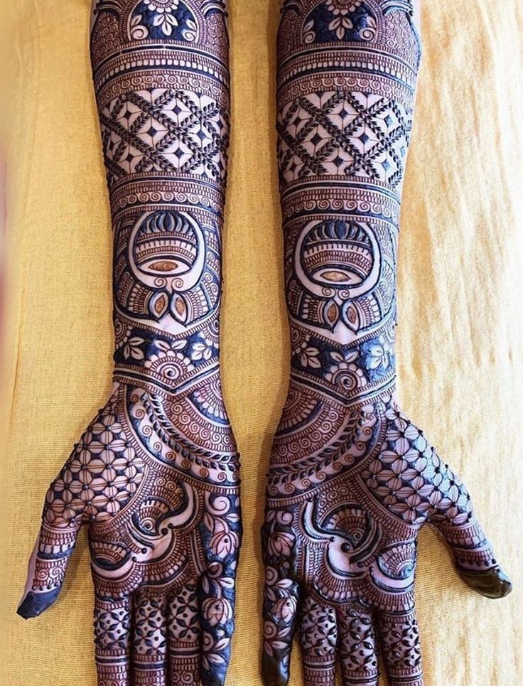 traditional bridal mehndi designs