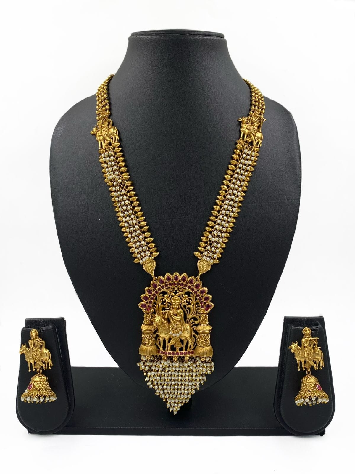 South Indian Temple Jewellery Look