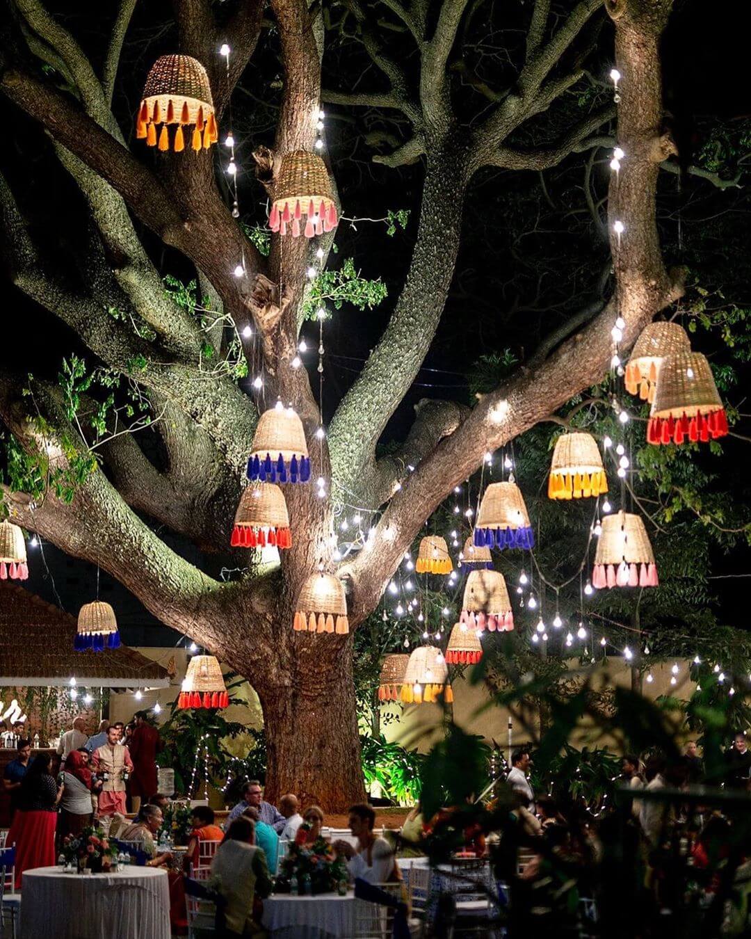 Mehndi Decoration at Home - tree-decor