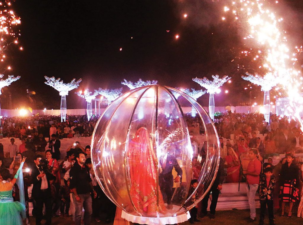 enter in a zorb ball - bridal entry